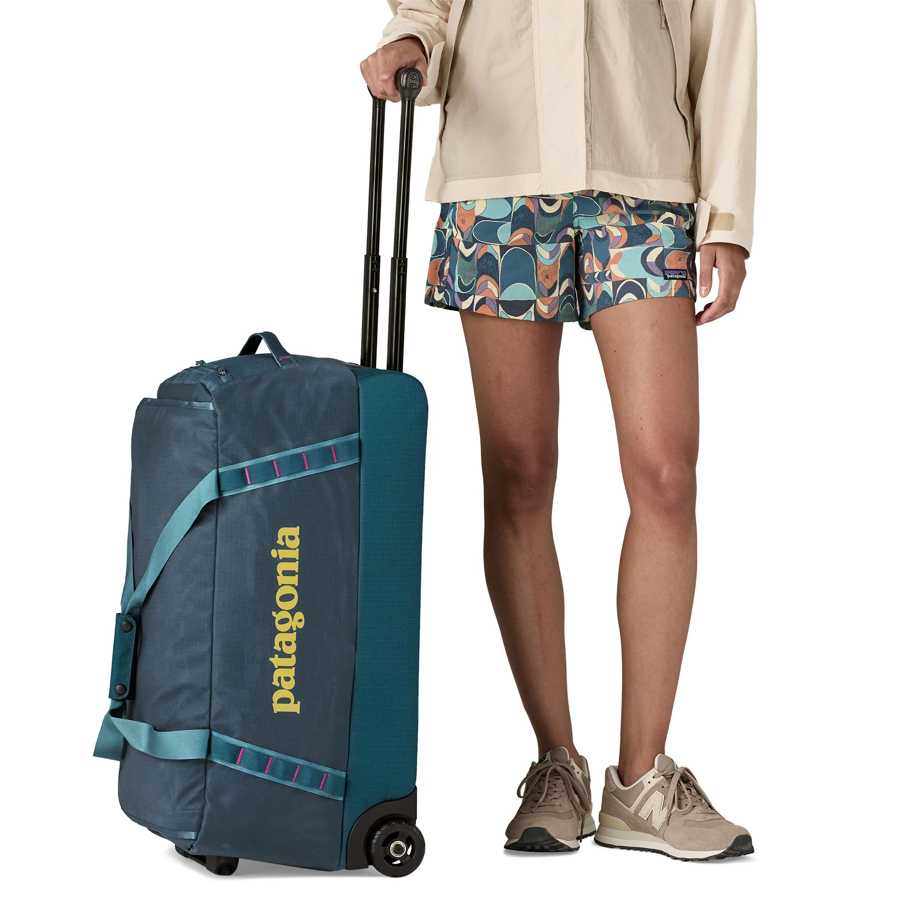 Black Hole Wheeled Duffel 70L - Image 8